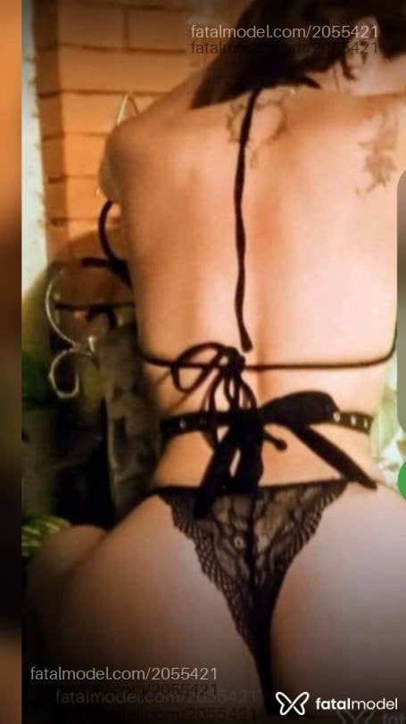 Acompanhante mulher ruiva (o) de olhos castanhos - Ruuiva