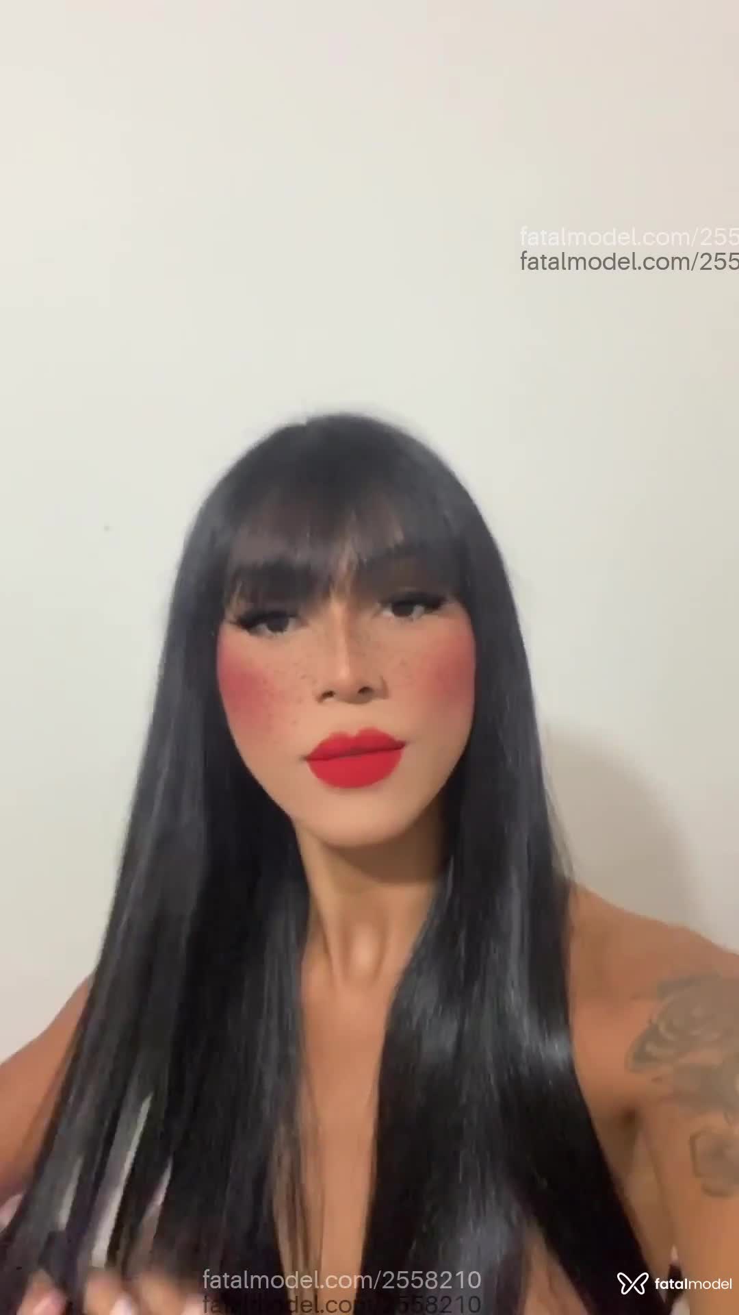 Acompanhante mulher trans morena (o) de olhos castanhos em São Paulo - Yzabelly Canalles