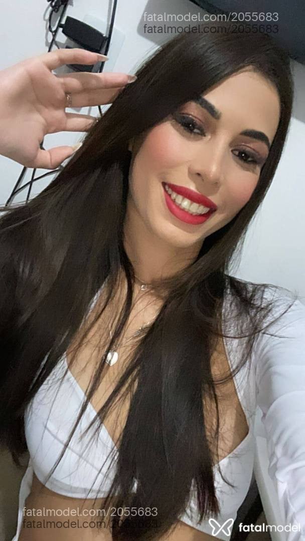 Acompanhante mulher com cabelo castanho de olhos verdes em Serra Talhada - Luna Tavares