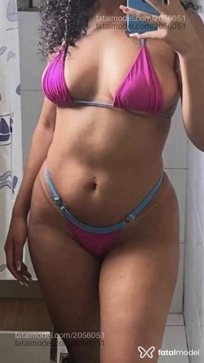Acompanhante mulher com cabelo castanho de olhos castanhos - Milly