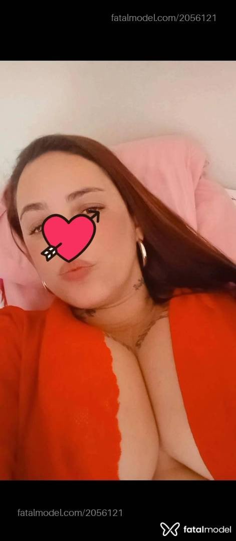 Acompanhante mulher com cabelo castanho de olhos castanhos - Amanda Bonfin