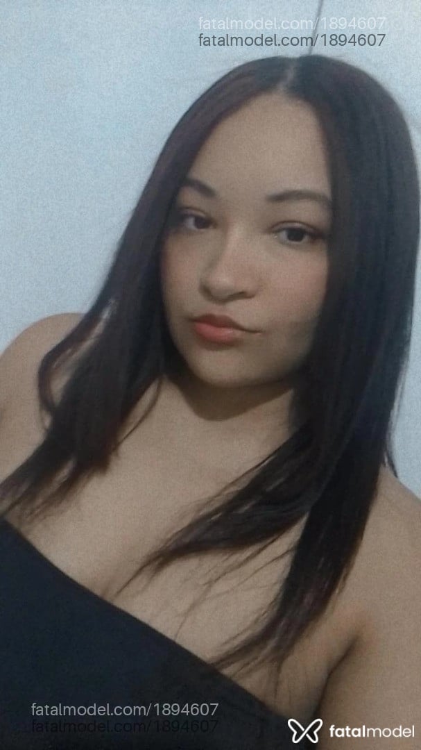 Acompanhante mulher ruiva (o) de olhos castanhos em Rio de Janeiro - Japonesa Ketelhem