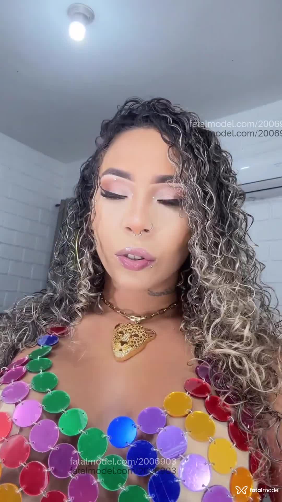 Acompanhante mulher loira (o) de olhos castanhos em Rio de Janeiro - Jazz