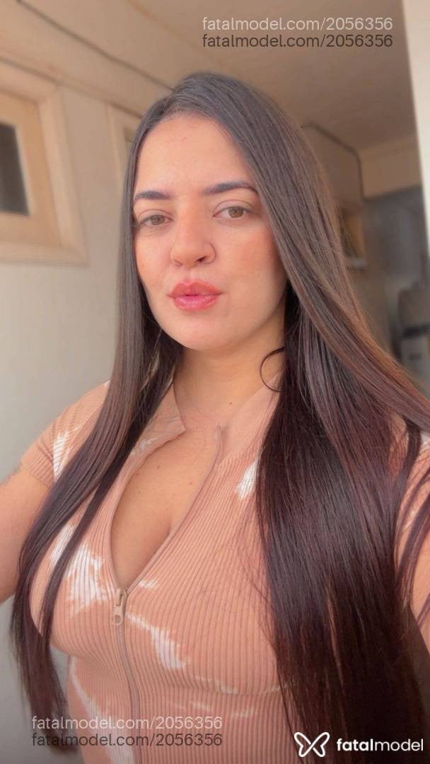 Acompanhante mulher morena (o) de olhos castanhos - Letícia Fontenelle