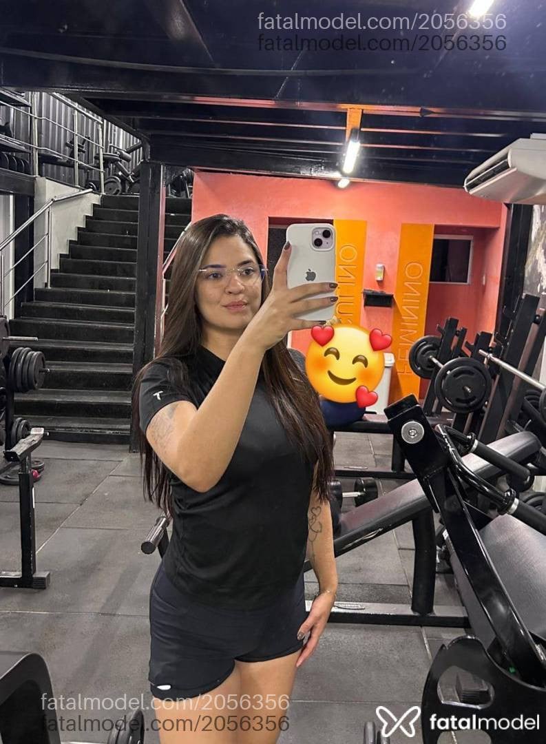 Acompanhante mulher morena (o) de olhos castanhos - Letícia Fontenelle