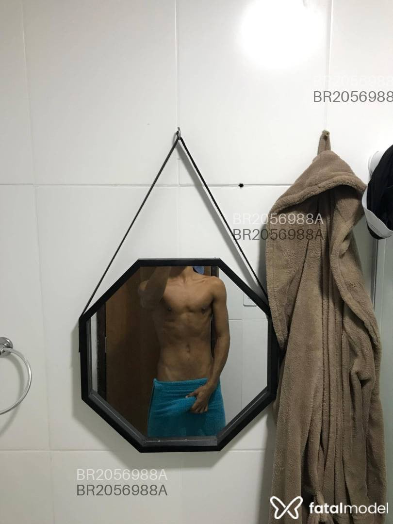 Acompanhante homem morena (o) de olhos castanhos em Salvador - Felipe