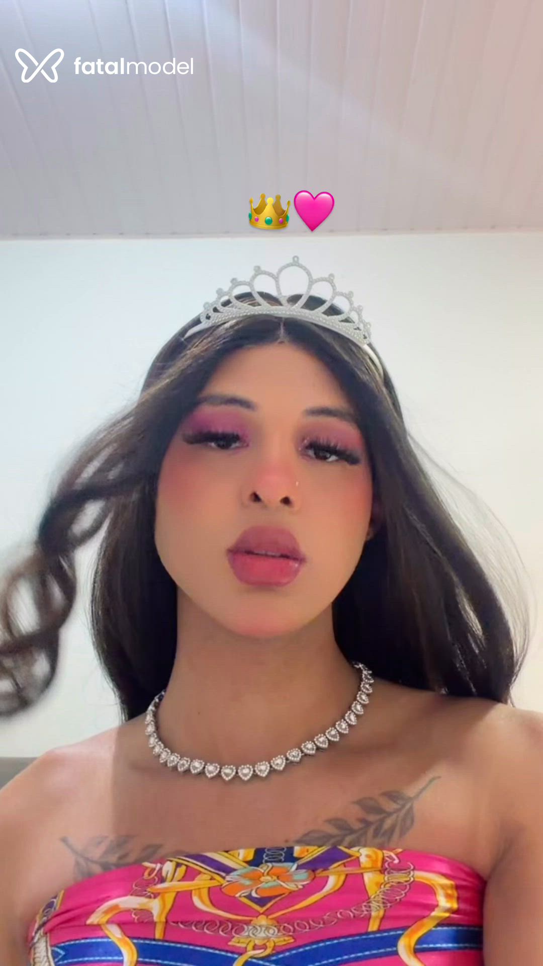 Acompanhante mulher trans com cabelo castanho de olhos mel em Palmas Acompanhante mulher trans com cabelo castanho de olhos mel em Palmas - Estela Campos