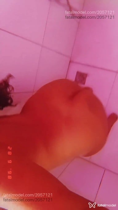 Acompanhante mulher morena (o) de olhos castanhos em Curvelo Acompanhante mulher morena (o) de olhos castanhos em Curvelo - Suellen