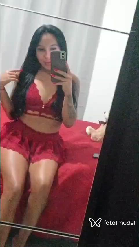 Acompanhante mulher morena (o) de olhos castanhos - Maitê Morais