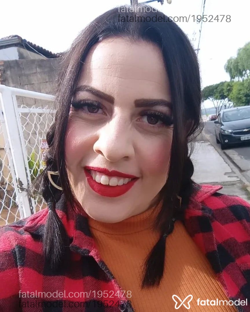 Acompanhante mulher com cabelo castanho de olhos castanhos em Sorocaba - Louise
