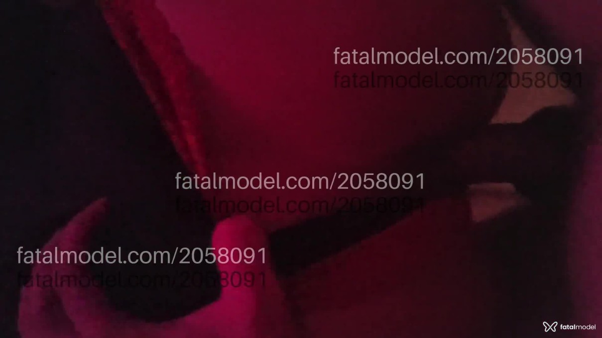 Acompanhante homem com cabelo castanho de olhos castanhos em Virtual - Belloeanacasal