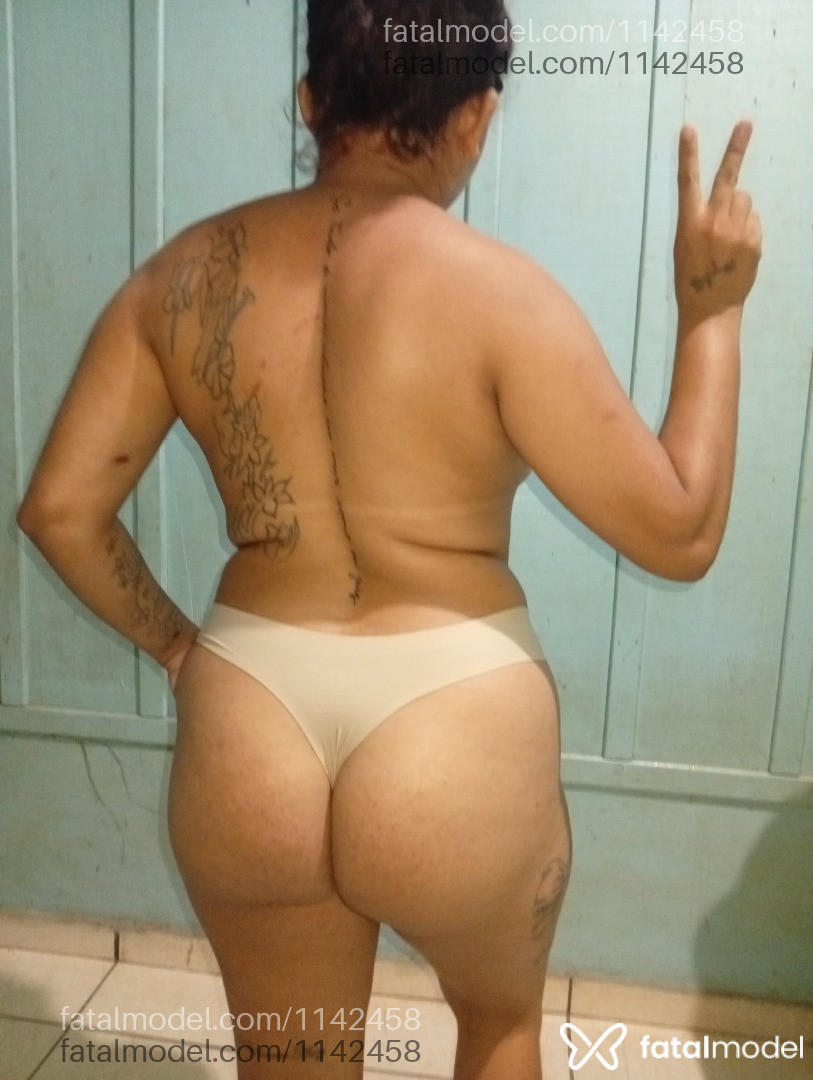 Acompanhante mulher morena (o) de olhos castanhos - Roberta Acompanhante mulher morena (o) de olhos castanhos - Roberta