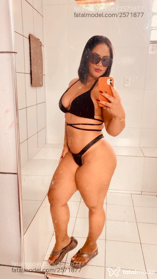 Acompanhante mulher morena (o) de olhos pretos em Virtual - Diely