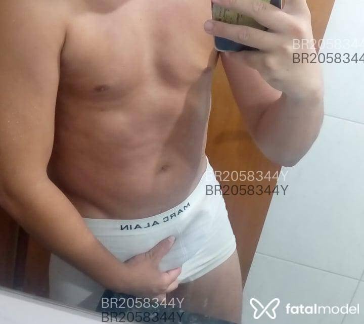 Acompanhante homem morena (o) de olhos pretos em Brusque - Jeangaucho