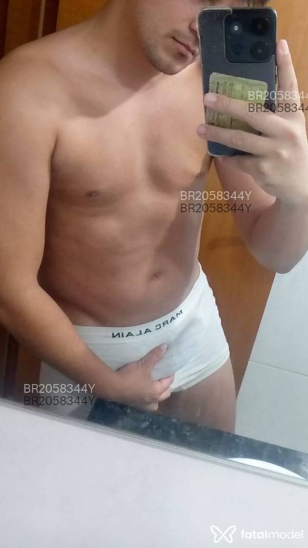 Acompanhante homem morena (o) de olhos pretos em Brusque - Jeangaucho