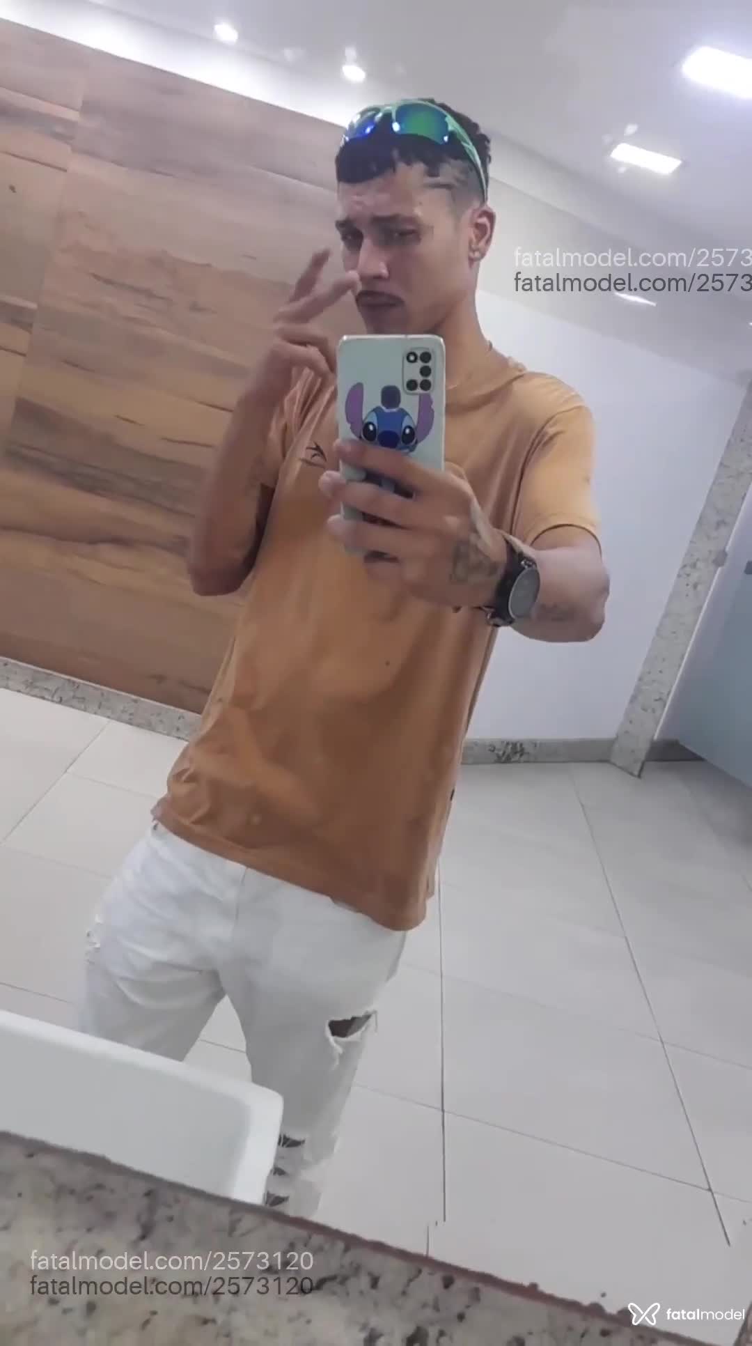 Acompanhante homem com cabelo castanho de olhos castanhos em Governador Valadares - Danieldelas