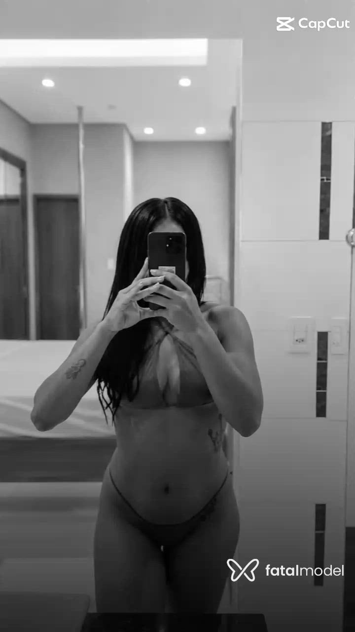 Acompanhante mulher morena (o) de olhos castanhos - Juju