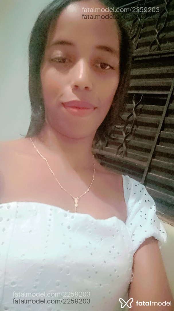 Acompanhante mulher morena (o) de olhos pretos em Sinop - Paula