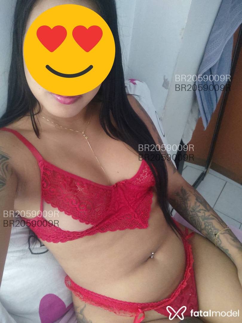 Acompanhante mulher morena (o) de olhos castanhos em Balneário Camboriú - Morena