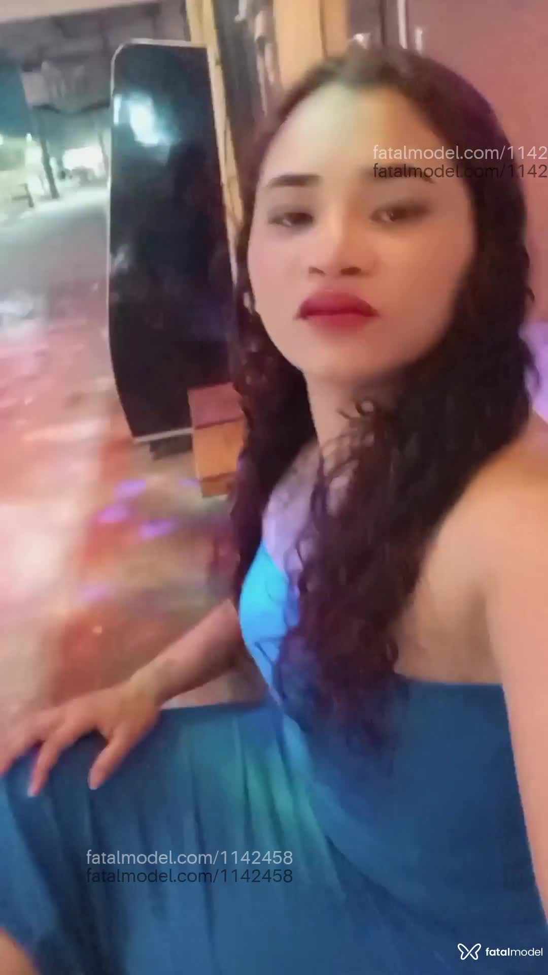 Acompanhante mulher morena (o) de olhos castanhos - Roberta Acompanhante mulher morena (o) de olhos castanhos - Roberta