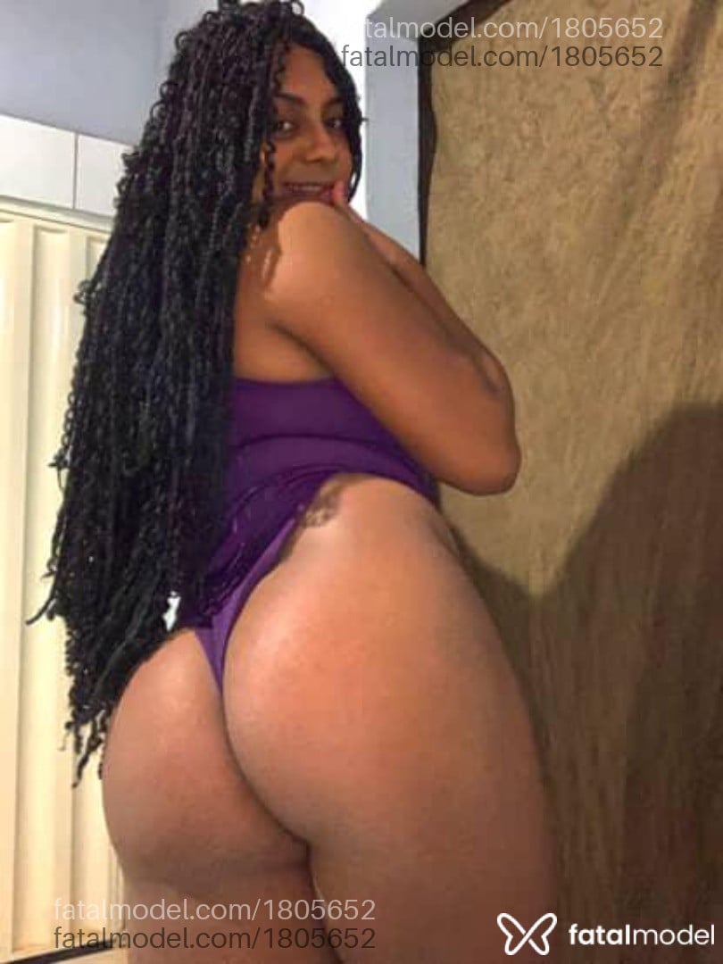 Acompanhante mulher trans morena (o) de olhos pretos em Janaúba Acompanhante mulher trans morena (o) de olhos pretos em Janaúba - Niik Jaíba
