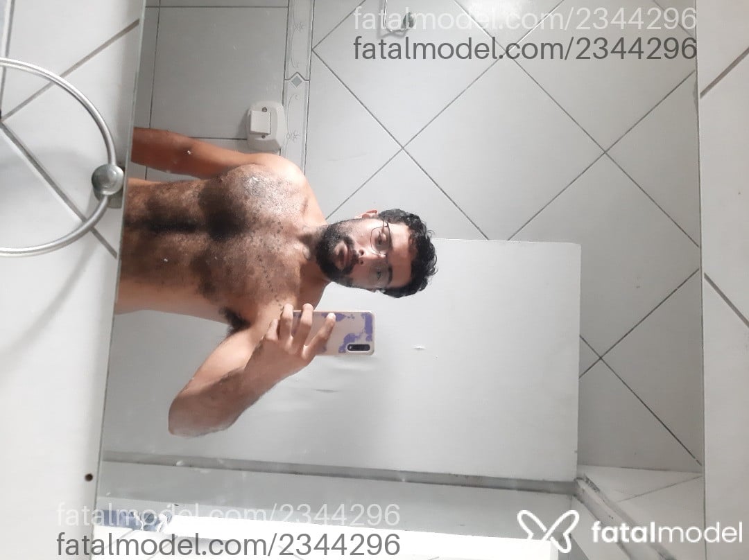 Acompanhante homem morena (o) de olhos pretos - Polvilhocarioca Acompanhante homem morena (o) de olhos pretos - Polvilhocarioca