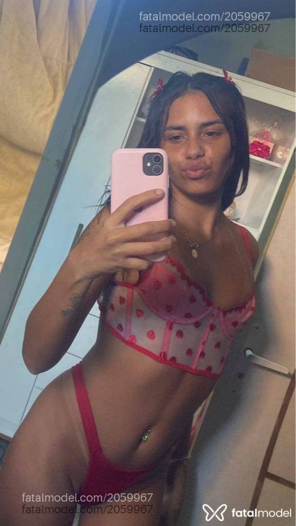 Acompanhante mulher morena (o) de olhos castanhos - Aylla