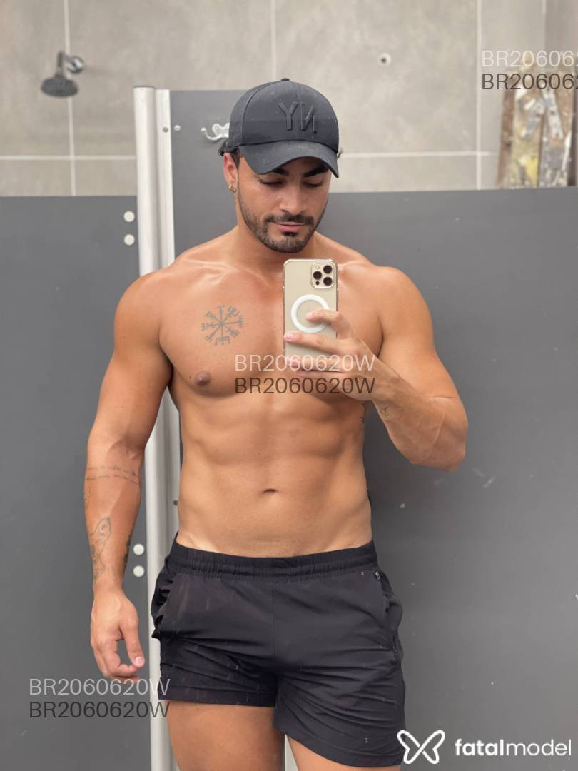 Acompanhante homem morena (o) de olhos pretos em São Paulo - Hiuri Cruz
