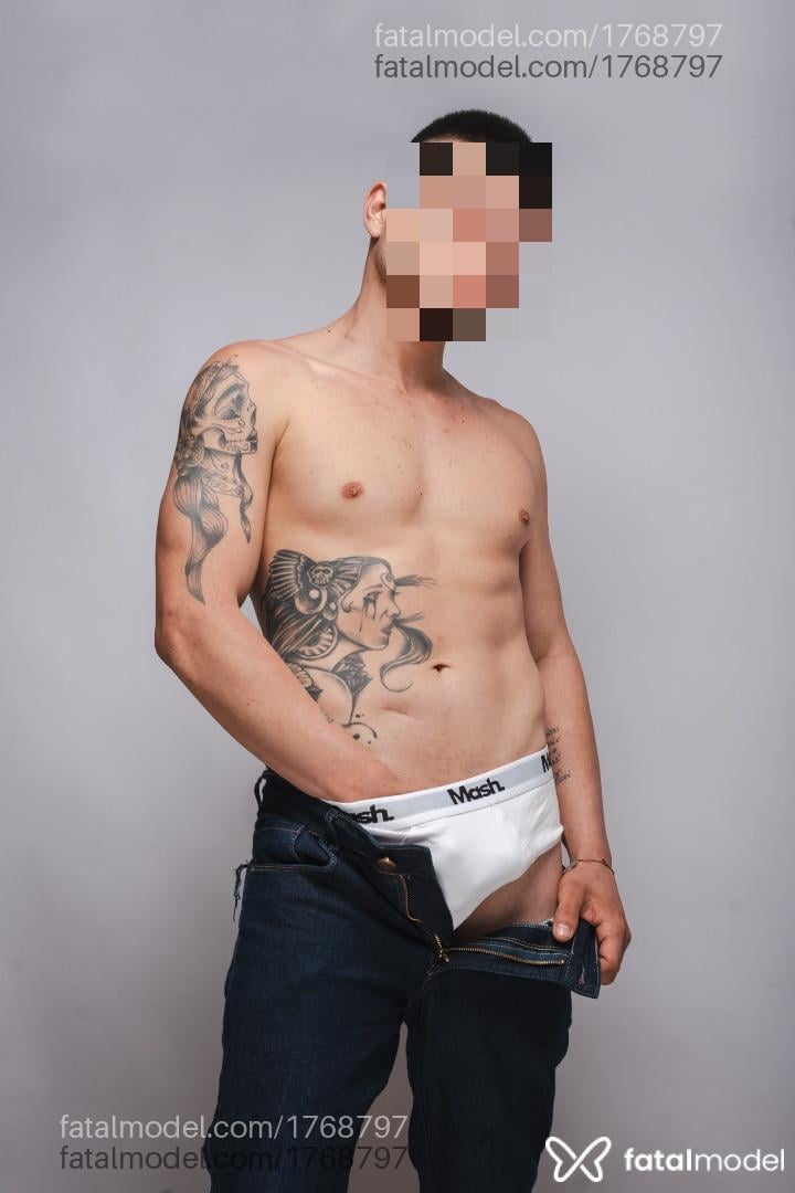 Acompanhante homem morena (o) de olhos castanhos em Santo Ângelo Acompanhante homem morena (o) de olhos castanhos em Santo Ângelo - Tomas