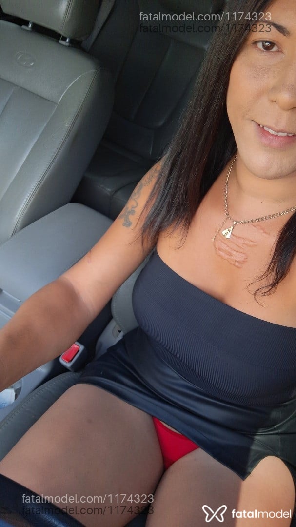Acompanhante travesti com cabelo castanho de olhos castanhos em Lagoa Vermelha - Michelly ferraz