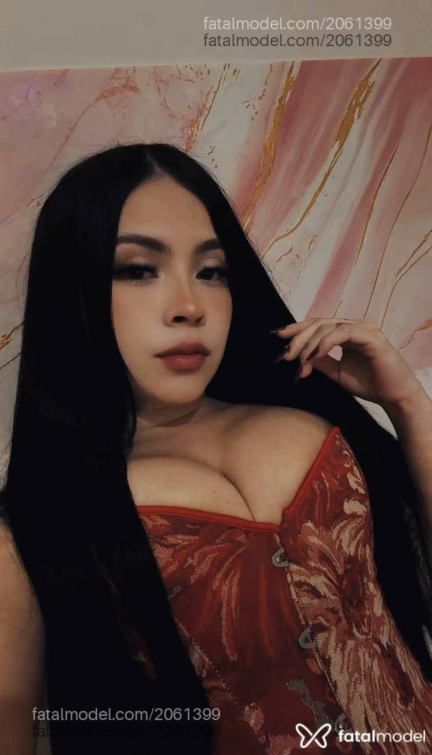 Acompanhante mulher morena (o) de olhos castanhos - Bia Souza