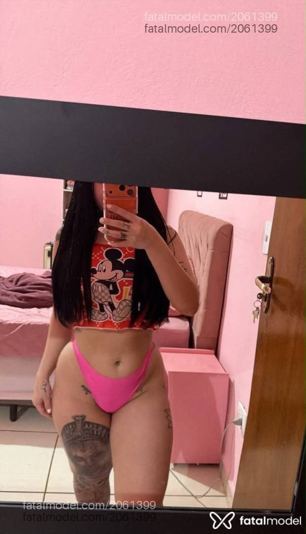 Acompanhante mulher morena (o) de olhos castanhos - Bia Souza