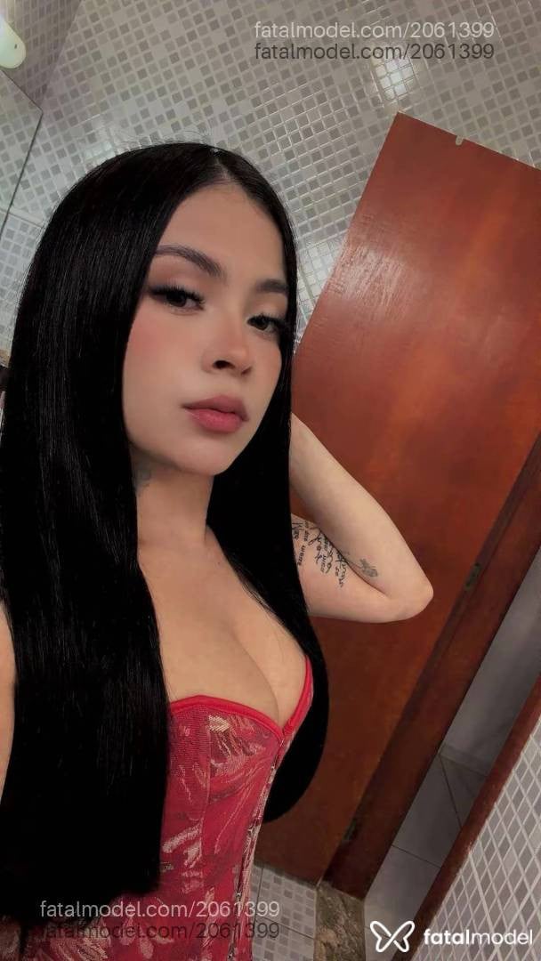 Acompanhante mulher morena (o) de olhos castanhos - Bia Souza