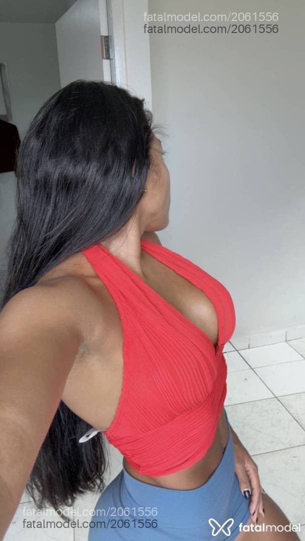 Acompanhante mulher morena (o) de olhos pretos - Dalila Matos