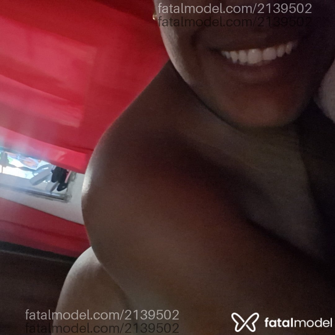 Acompanhante mulher morena (o) de olhos pretos em São Luís - Preta