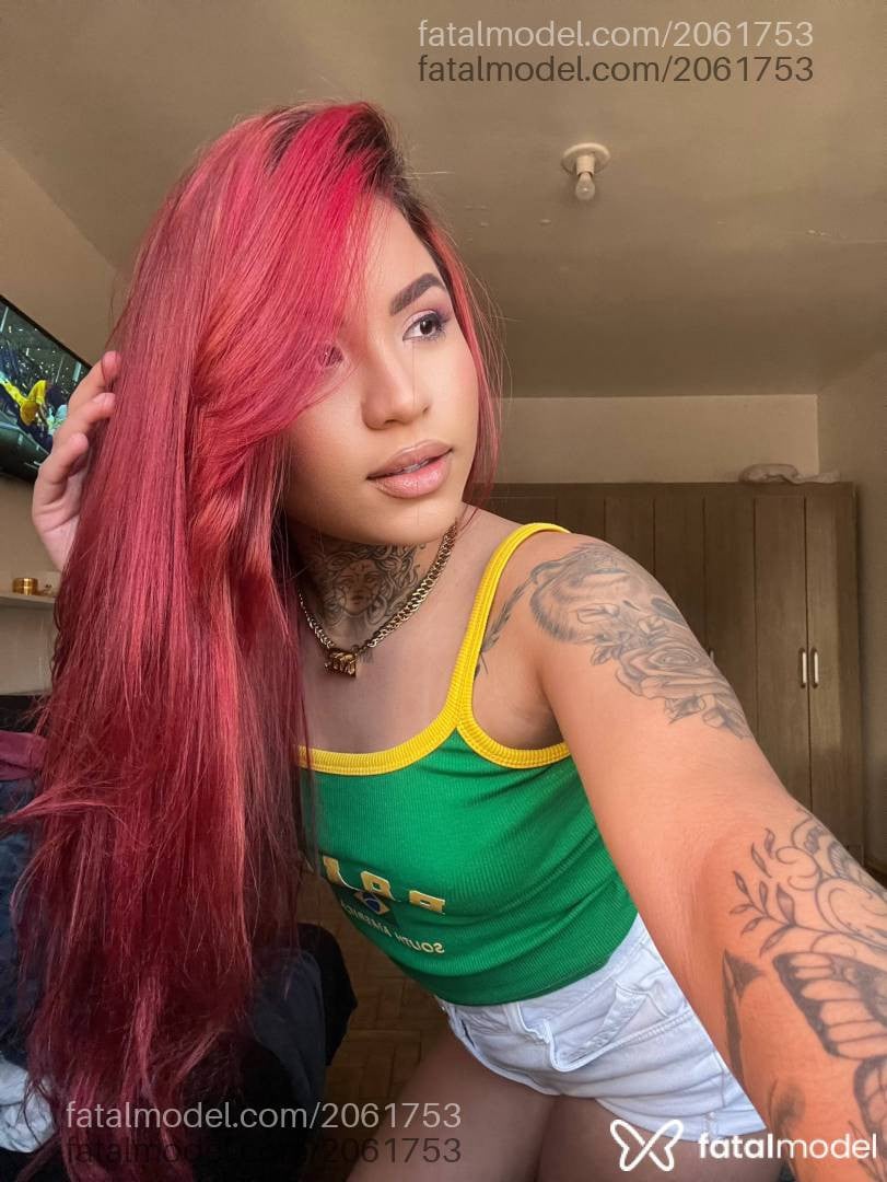 Acompanhante mulher ruiva (o) de olhos castanhos em Passo Fundo - Sofia Angel