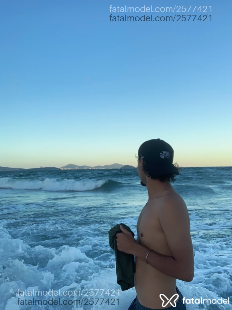 Acompanhante homem com cabelo castanho de olhos castanhos em Natal - Cézar