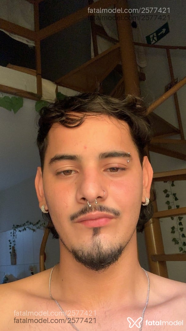 Acompanhante homem com cabelo castanho de olhos castanhos em Natal - Cézar