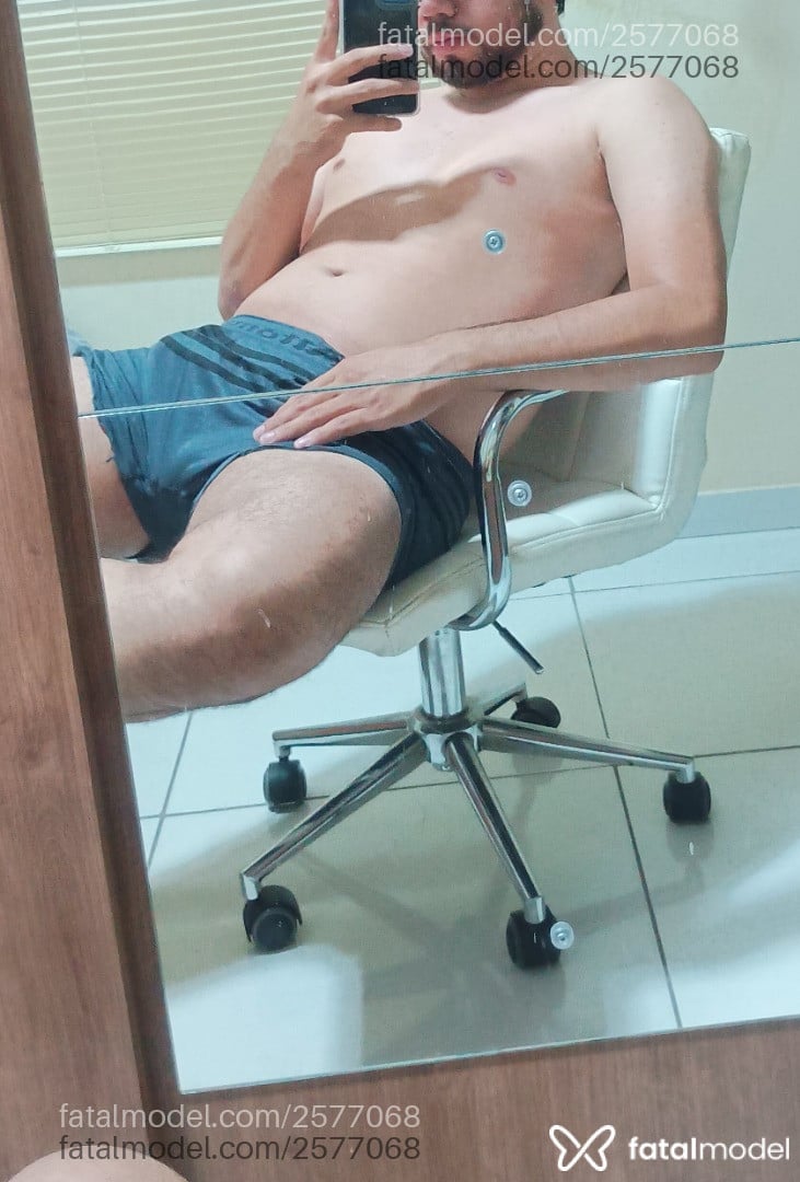 Acompanhante homem com cabelo castanho de olhos castanhos em Manaus - Weelo