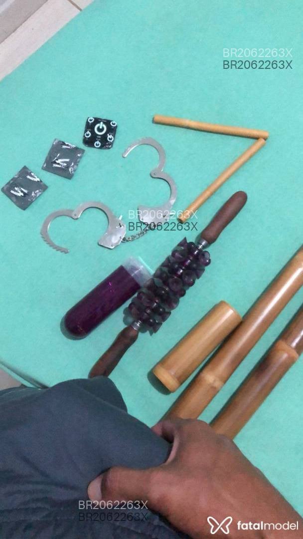 Acompanhante homem com cabelo castanho de olhos castanhos em São Paulo - Bruno
