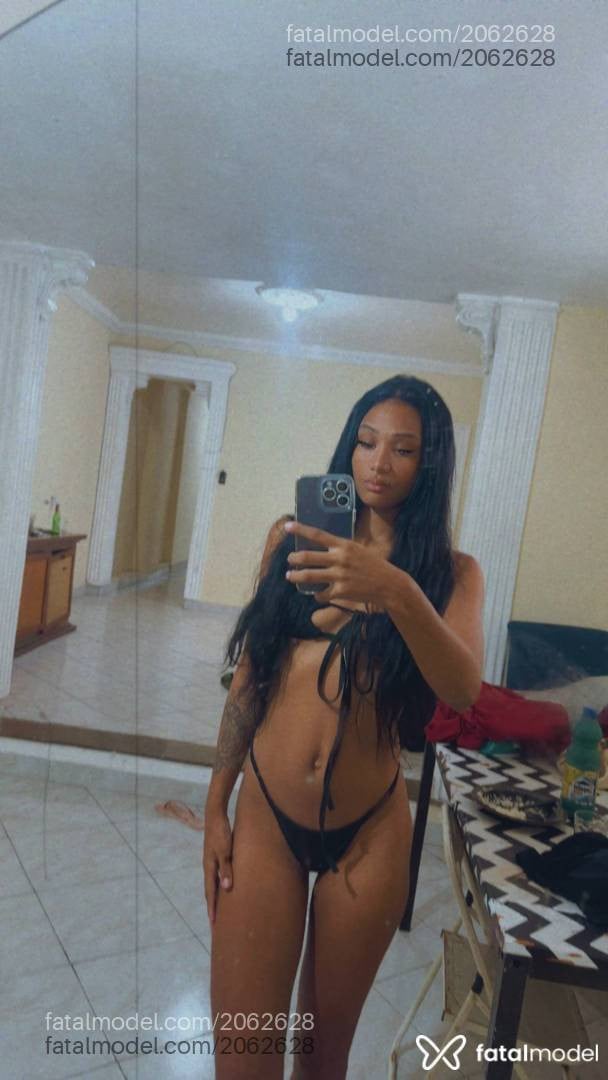 Acompanhante mulher com cabelo castanho de olhos castanhos - Ruby Alves