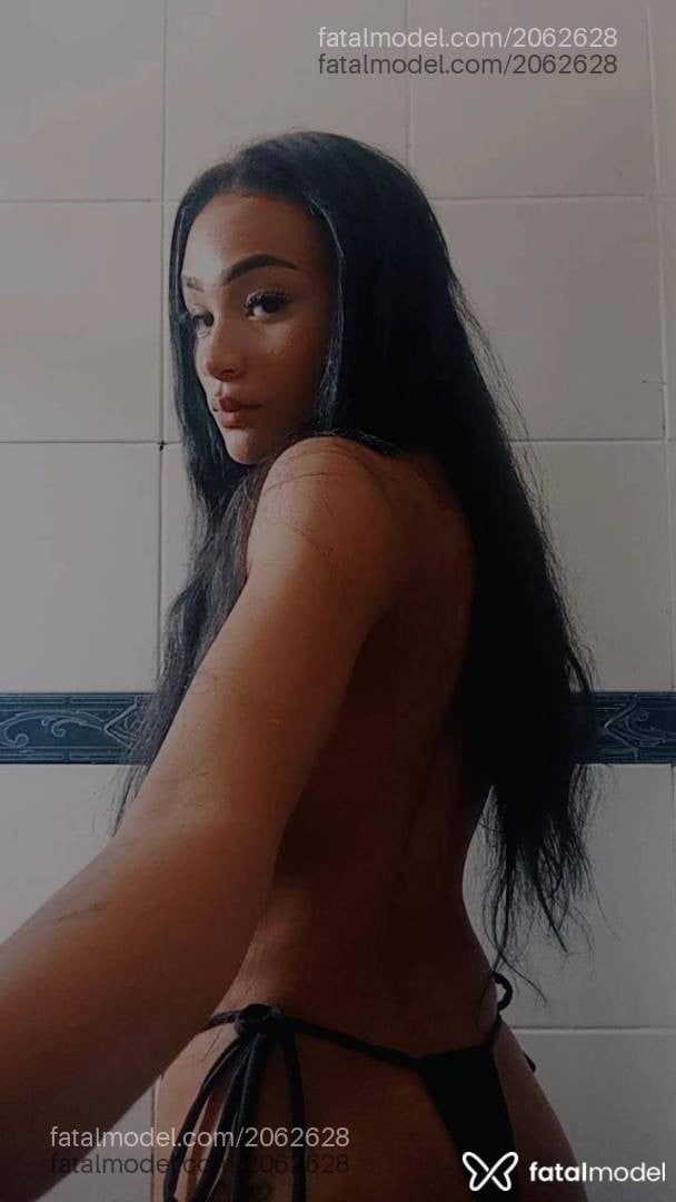 Acompanhante mulher com cabelo castanho de olhos castanhos - Ruby Alves