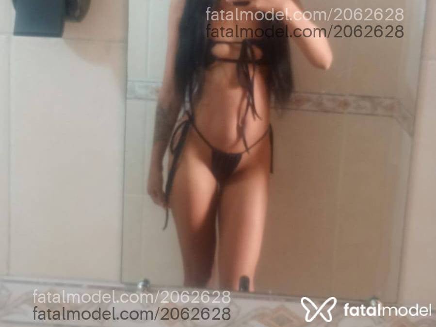 Acompanhante mulher com cabelo castanho de olhos castanhos - Ruby Alves