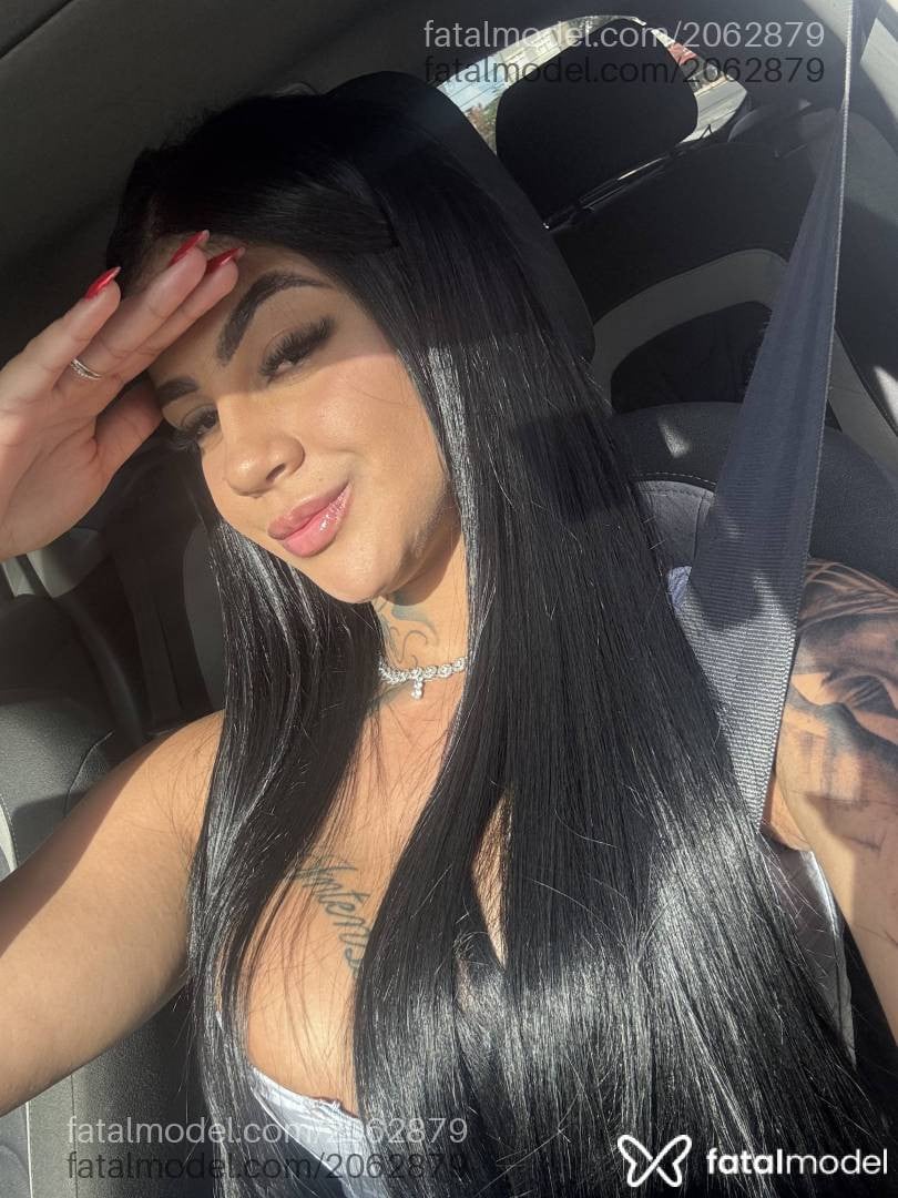 Acompanhante mulher morena (o) de olhos pretos - Agata Ribeiro
