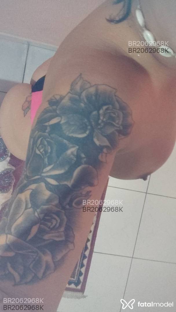 Acompanhante mulher loira (o) de olhos mel em Bauru Acompanhante mulher loira (o) de olhos mel em Bauru - Thaina