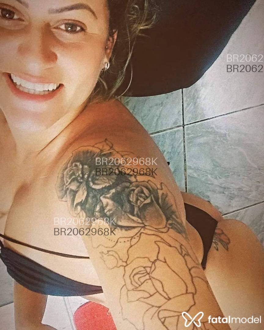 Acompanhante mulher loira (o) de olhos mel em Bauru - Thaina