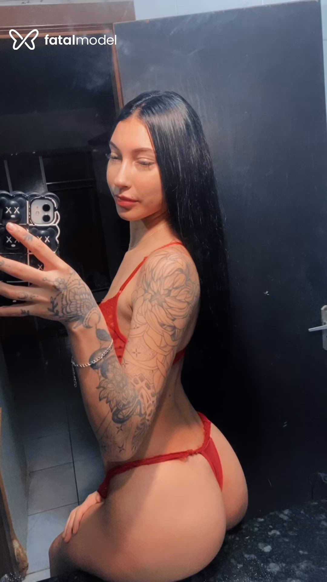 Acompanhante mulher morena (o) de olhos castanhos - Lavínia