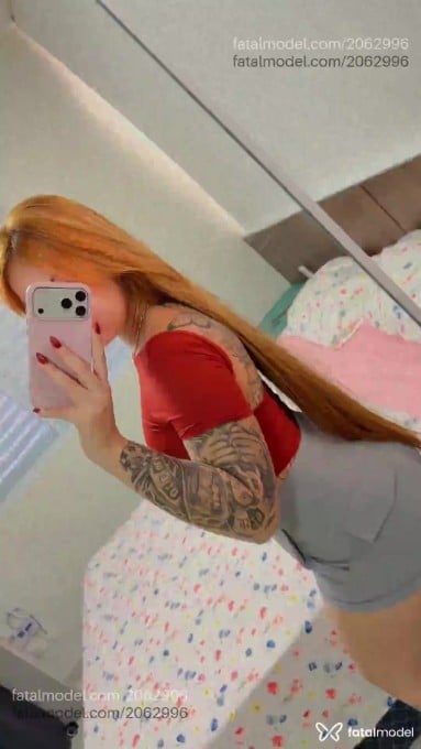 Acompanhante mulher ruiva (o) de olhos castanhos em Criciúma Acompanhante mulher ruiva (o) de olhos castanhos em Criciúma - Stella Almeida