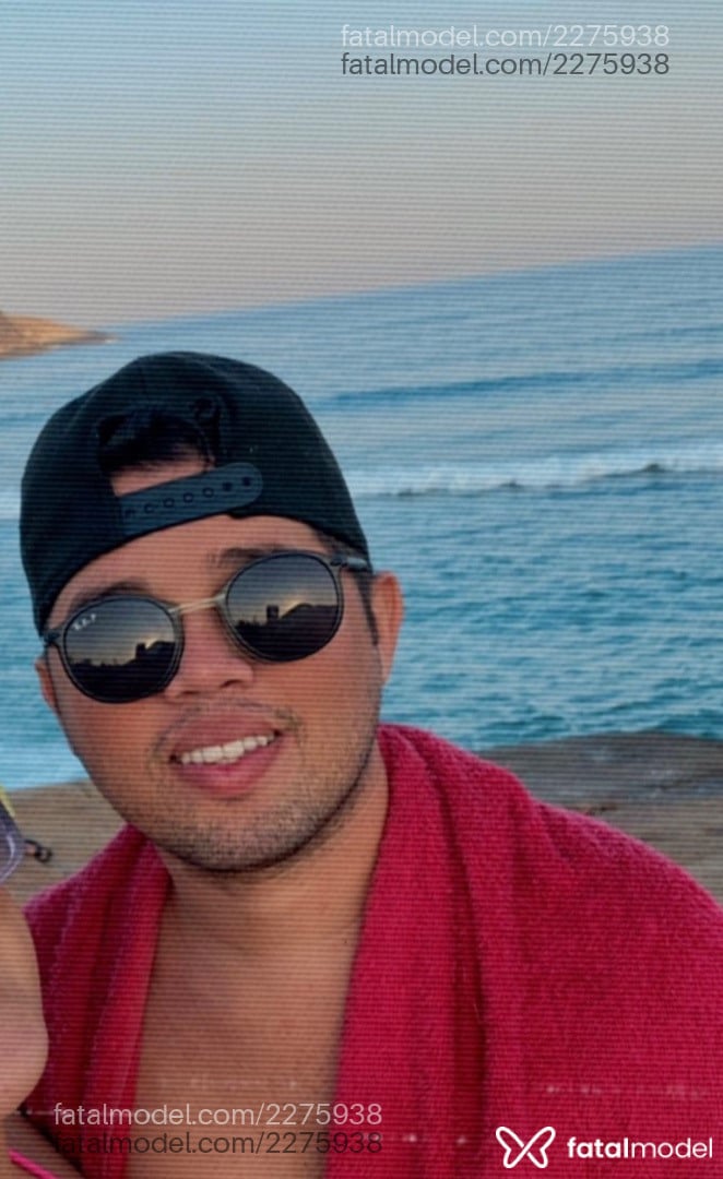 Acompanhante homem com cabelo castanho de olhos castanhos em Rio de Janeiro - Mandrake