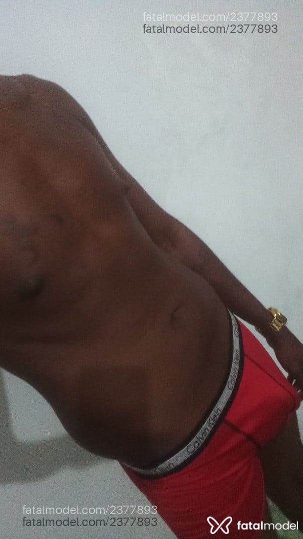 Acompanhante homem morena (o) de olhos pretos em Rio de Janeiro - Jotta